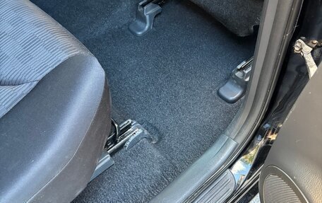 Toyota RAV4, 2010 год, 1 650 000 рублей, 27 фотография