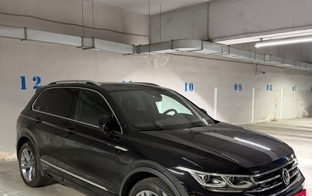 Volkswagen Tiguan II, 2021 год, 3 590 000 рублей, 3 фотография