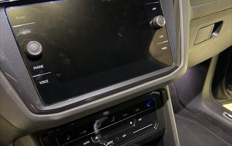 Volkswagen Tiguan II, 2021 год, 3 590 000 рублей, 10 фотография