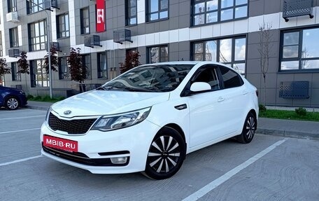 KIA Rio III рестайлинг, 2016 год, 500 000 рублей, 2 фотография