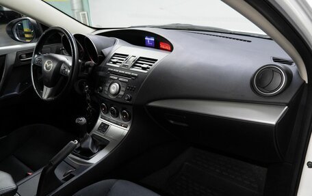 Mazda 3, 2011 год, 740 000 рублей, 16 фотография