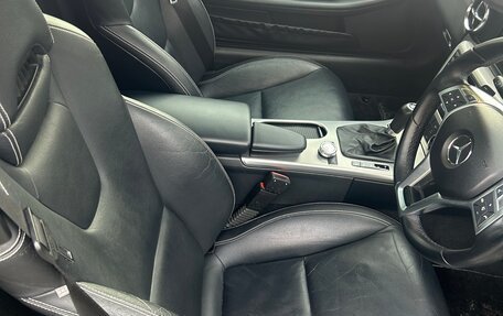 Mercedes-Benz SLK-Класс, 2012 год, 1 900 000 рублей, 15 фотография