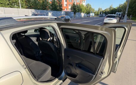 Renault Sandero II рестайлинг, 2015 год, 950 000 рублей, 7 фотография