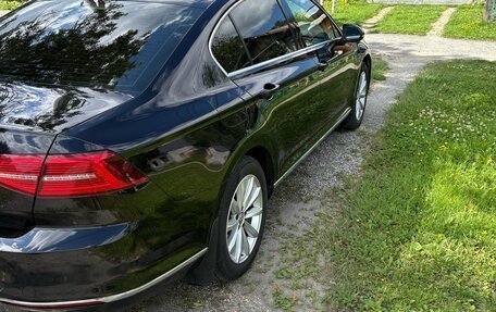 Volkswagen Passat B8 рестайлинг, 2017 год, 2 000 000 рублей, 4 фотография