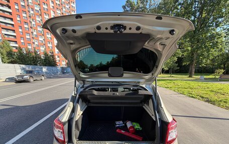 Renault Sandero II рестайлинг, 2015 год, 950 000 рублей, 13 фотография