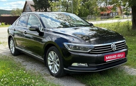 Volkswagen Passat B8 рестайлинг, 2017 год, 2 000 000 рублей, 14 фотография
