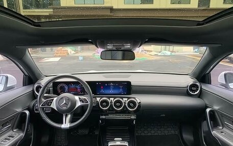 Mercedes-Benz A-Класс, 2023 год, 1 849 000 рублей, 12 фотография