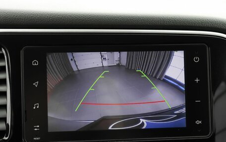 Mitsubishi Outlander III рестайлинг 3, 2020 год, 2 649 000 рублей, 14 фотография