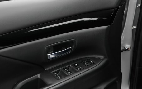 Mitsubishi Outlander III рестайлинг 3, 2020 год, 2 649 000 рублей, 18 фотография
