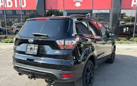Ford Escape III, 2017 год, 1 330 000 рублей, 6 фотография