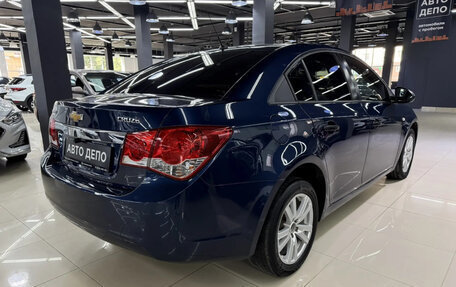 Chevrolet Cruze II, 2011 год, 769 000 рублей, 4 фотография