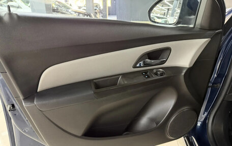 Chevrolet Cruze II, 2011 год, 769 000 рублей, 8 фотография