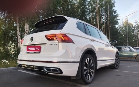 Volkswagen Tiguan II, 2022 год, 3 690 000 рублей, 5 фотография