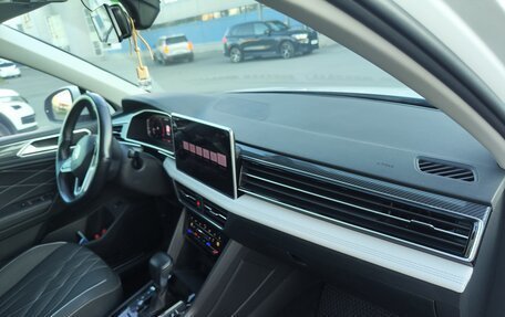 Volkswagen Tiguan II, 2022 год, 3 690 000 рублей, 20 фотография