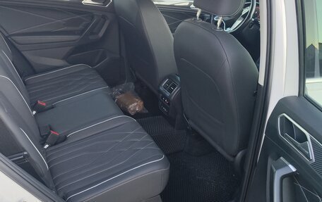 Volkswagen Tiguan II, 2022 год, 3 690 000 рублей, 22 фотография