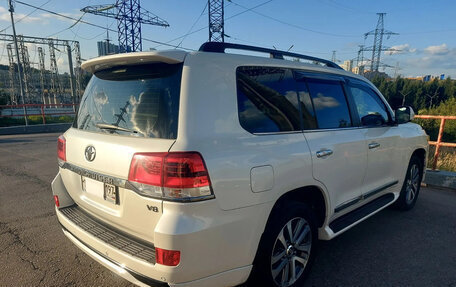 Toyota Land Cruiser 200, 2017 год, 5 800 000 рублей, 5 фотография