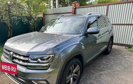 Volkswagen Teramont I, 2019 год, 3 890 000 рублей, 2 фотография