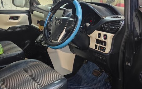 Toyota Noah III, 2019 год, 2 000 050 рублей, 13 фотография
