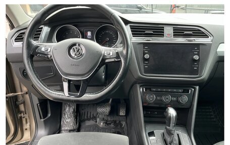 Volkswagen Tiguan II, 2017 год, 1 899 000 рублей, 5 фотография
