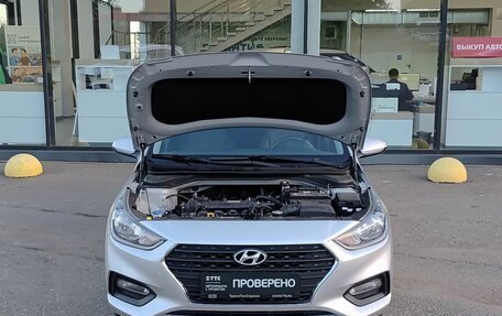 Hyundai Solaris II рестайлинг, 2018 год, 1 435 200 рублей, 11 фотография