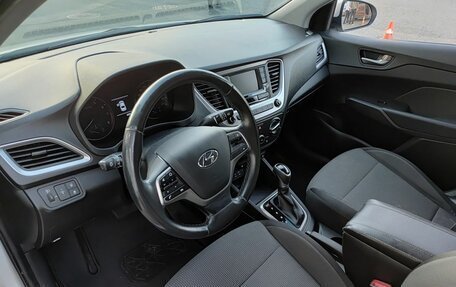 Hyundai Solaris II рестайлинг, 2018 год, 1 435 200 рублей, 20 фотография