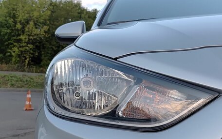 Hyundai Solaris II рестайлинг, 2018 год, 1 435 200 рублей, 21 фотография