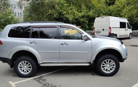 Mitsubishi Pajero Sport II рестайлинг, 2013 год, 1 600 000 рублей, 3 фотография