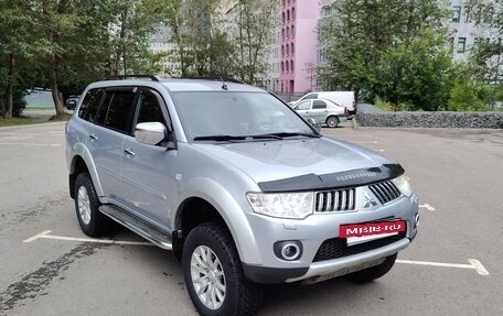 Mitsubishi Pajero Sport II рестайлинг, 2013 год, 1 600 000 рублей, 2 фотография