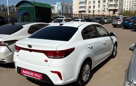 KIA Rio IV, 2018 год, 1 300 000 рублей, 3 фотография