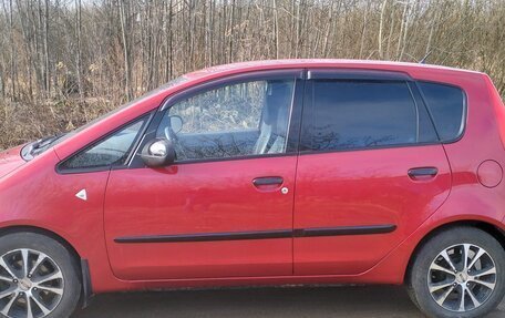 Mitsubishi Colt VI рестайлинг, 2006 год, 400 000 рублей, 2 фотография