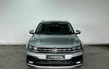 Volkswagen Tiguan II, 2020 год, 3 199 000 рублей, 2 фотография