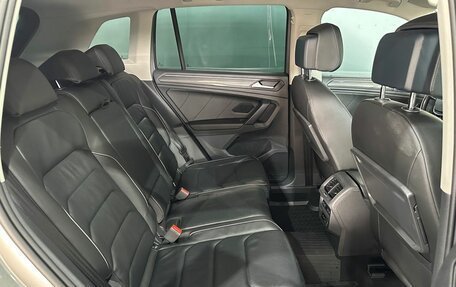 Volkswagen Tiguan II, 2020 год, 3 199 000 рублей, 11 фотография