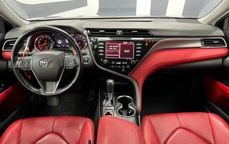 Toyota Camry, 2018 год, 2 449 900 рублей, 8 фотография