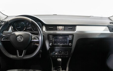 Skoda Rapid I, 2015 год, 1 299 000 рублей, 6 фотография
