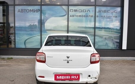 Renault Logan II, 2016 год, 550 000 рублей, 6 фотография