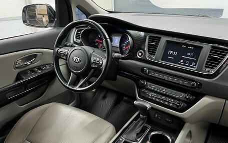 KIA Carnival III, 2019 год, 2 999 900 рублей, 7 фотография