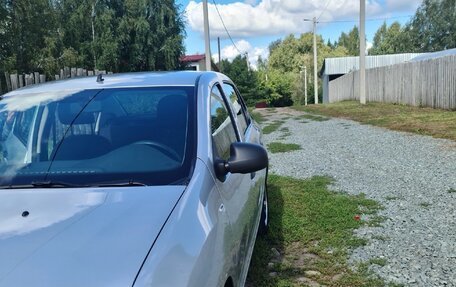Renault Logan II, 2020 год, 1 030 000 рублей, 5 фотография