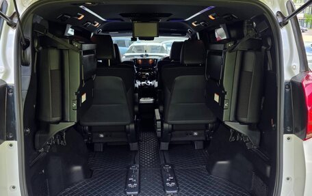 Toyota Alphard III, 2020 год, 5 650 000 рублей, 9 фотография
