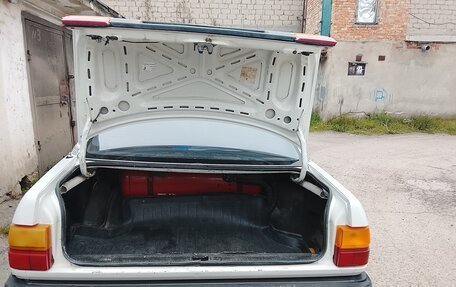 Audi 100, 1986 год, 200 000 рублей, 12 фотография