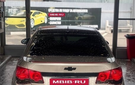 Chevrolet Cruze II, 2011 год, 650 000 рублей, 2 фотография
