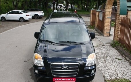 Hyundai Starex I рестайлинг, 2007 год, 695 000 рублей, 2 фотография