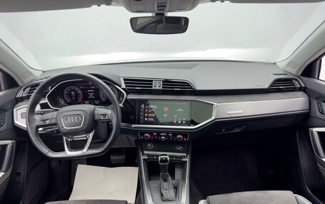 Audi Q3, 2022 год, 2 433 000 рублей, 7 фотография