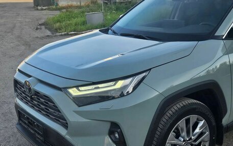 Toyota RAV4, 2025 год, 5 699 999 рублей, 1 фотография
