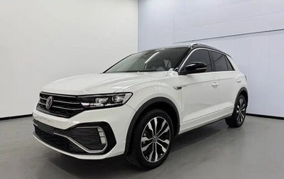 Volkswagen T-Roc I, 2022 год, 1 800 000 рублей, 1 фотография