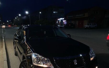 Toyota Crown Majesta, 2012 год, 980 000 рублей, 4 фотография