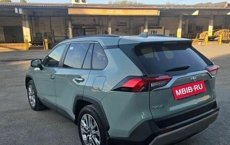 Toyota RAV4, 2025 год, 5 699 999 рублей, 15 фотография