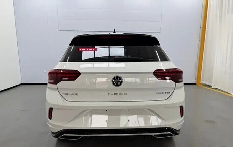 Volkswagen T-Roc I, 2022 год, 1 800 000 рублей, 6 фотография