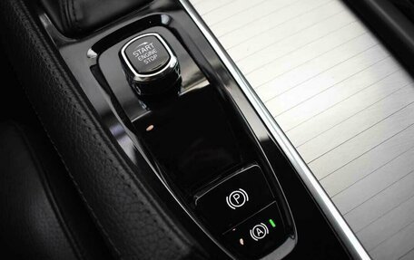 Volvo XC90 II рестайлинг, 2018 год, 3 910 000 рублей, 9 фотография