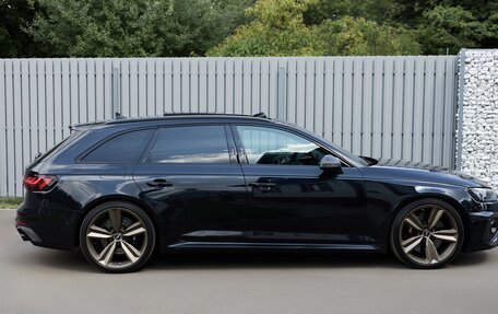 Audi RS 4, 2021 год, 9 000 000 рублей, 6 фотография
