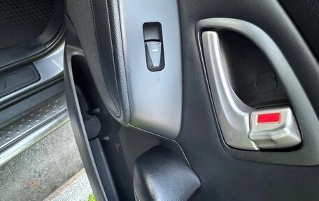 Hyundai ix35 I рестайлинг, 2012 год, 1 170 000 рублей, 23 фотография